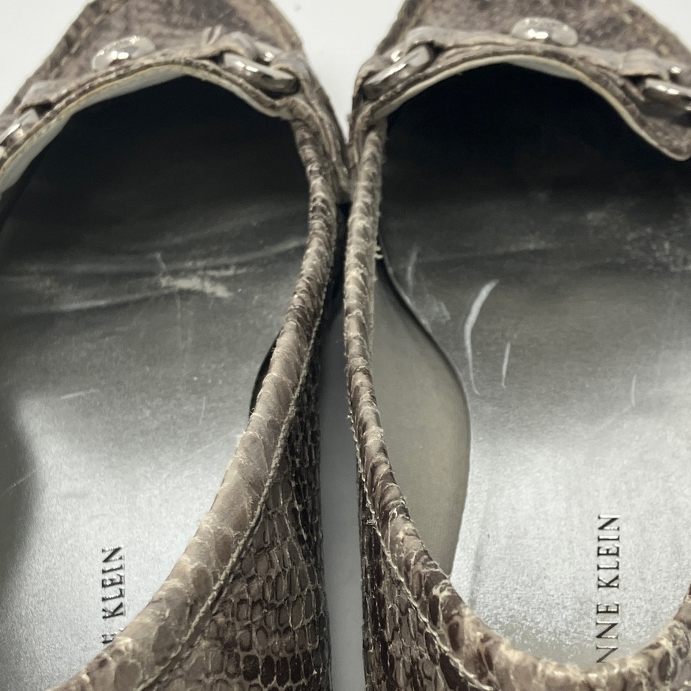 Anne Klein AXEWEN Snakeskin Pattern Loafers - Brown/Taupe Size 7.5M - Picture 13 of 13